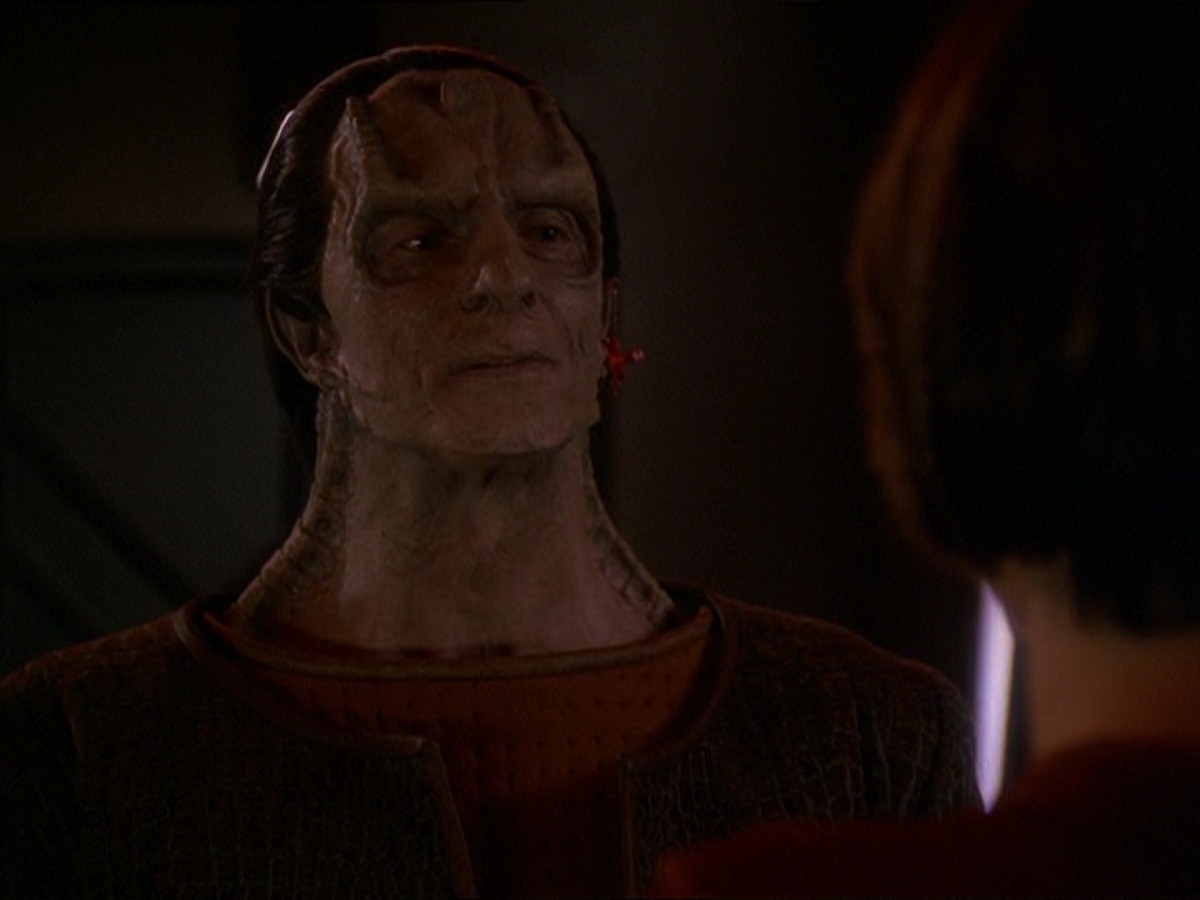 extant_StarTrek_DS9_7x09-Covenant_3219.jpg