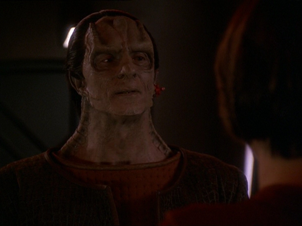 extant_StarTrek_DS9_7x09-Covenant_3221.jpg