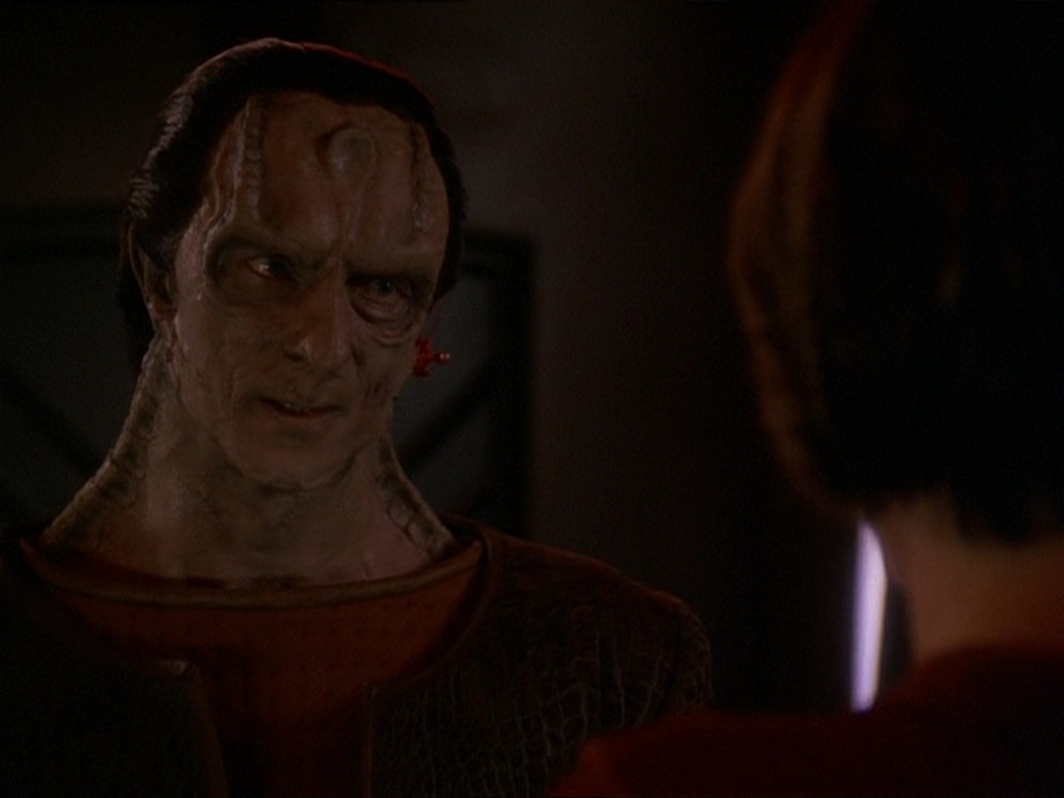 extant_StarTrek_DS9_7x09-Covenant_3237.jpg