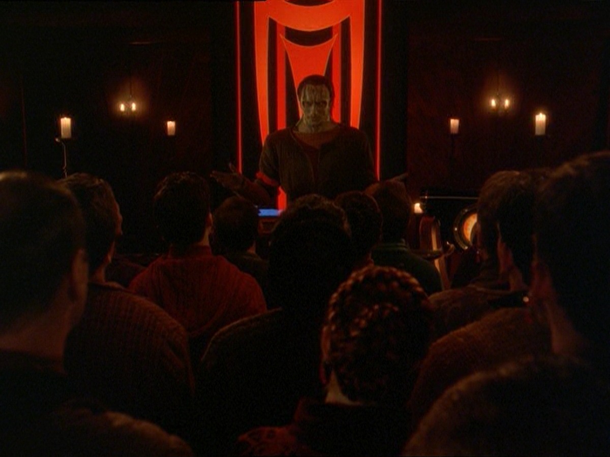 extant_StarTrek_DS9_7x09-Covenant_3366.jpg