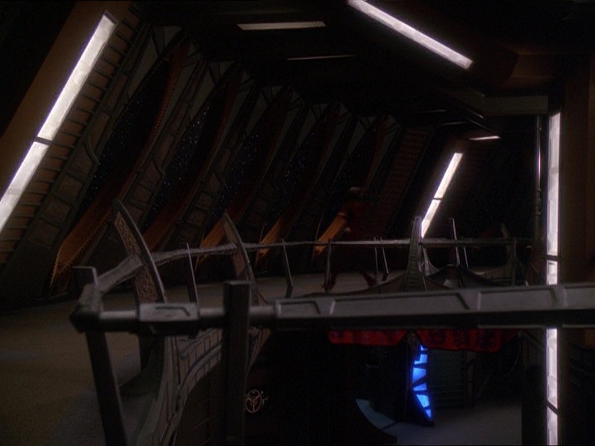extant_StarTrek_DS9_7x09-Covenant_3375.jpg