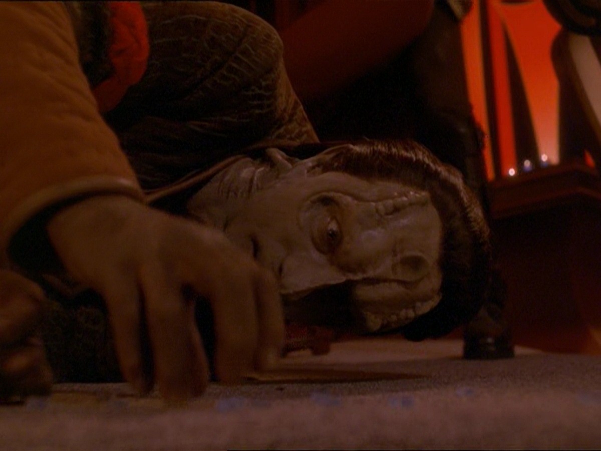extant_StarTrek_DS9_7x09-Covenant_3427.jpg