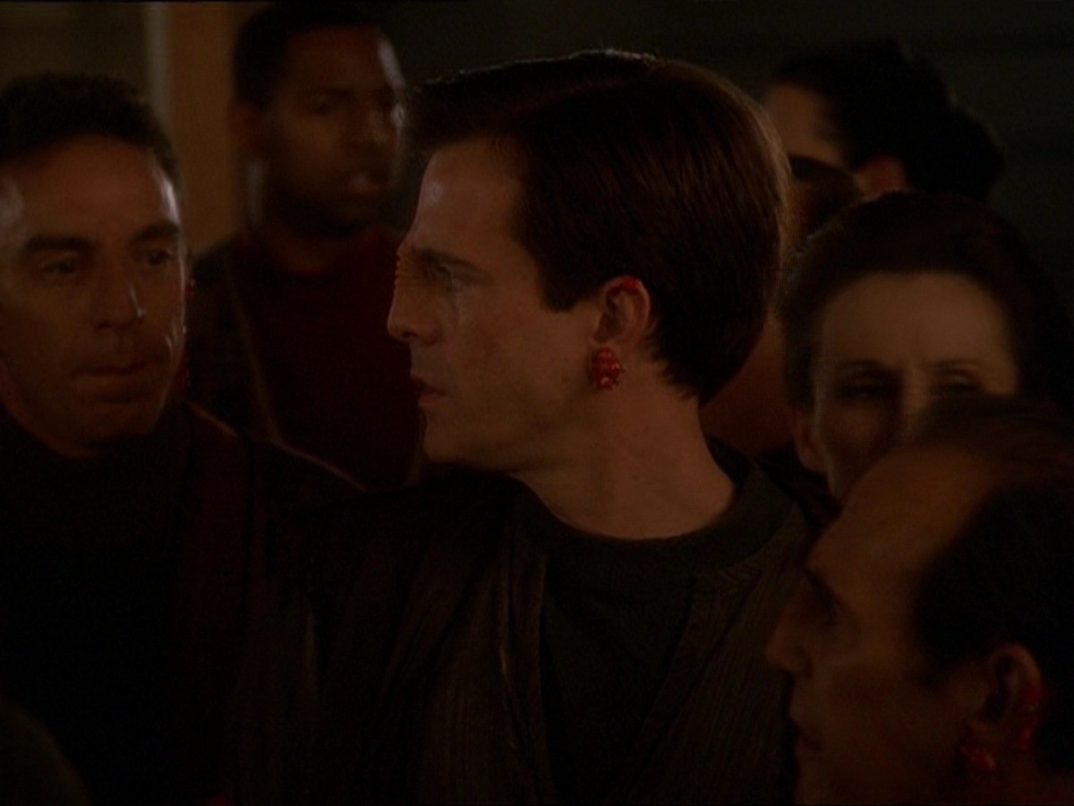 extant_StarTrek_DS9_7x09-Covenant_3439.jpg