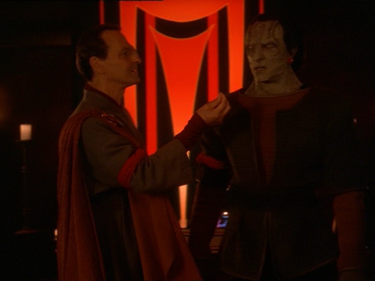 extant_StarTrek_DS9_7x09-Covenant_3469.jpg