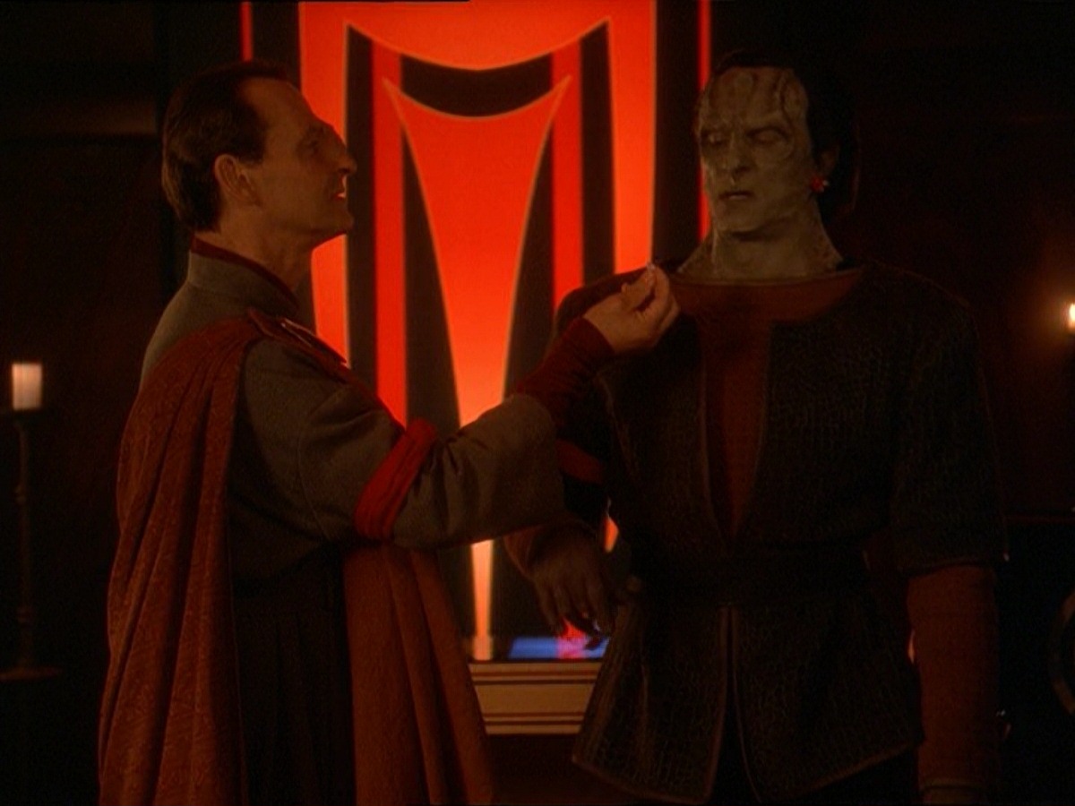 extant_StarTrek_DS9_7x09-Covenant_3472.jpg