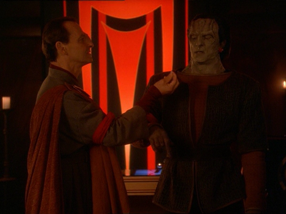 extant_StarTrek_DS9_7x09-Covenant_3473.jpg