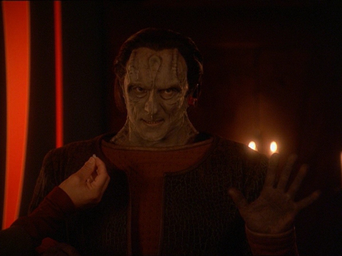 extant_StarTrek_DS9_7x09-Covenant_3495.jpg