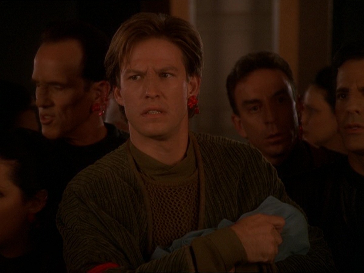 extant_StarTrek_DS9_7x09-Covenant_3513.jpg