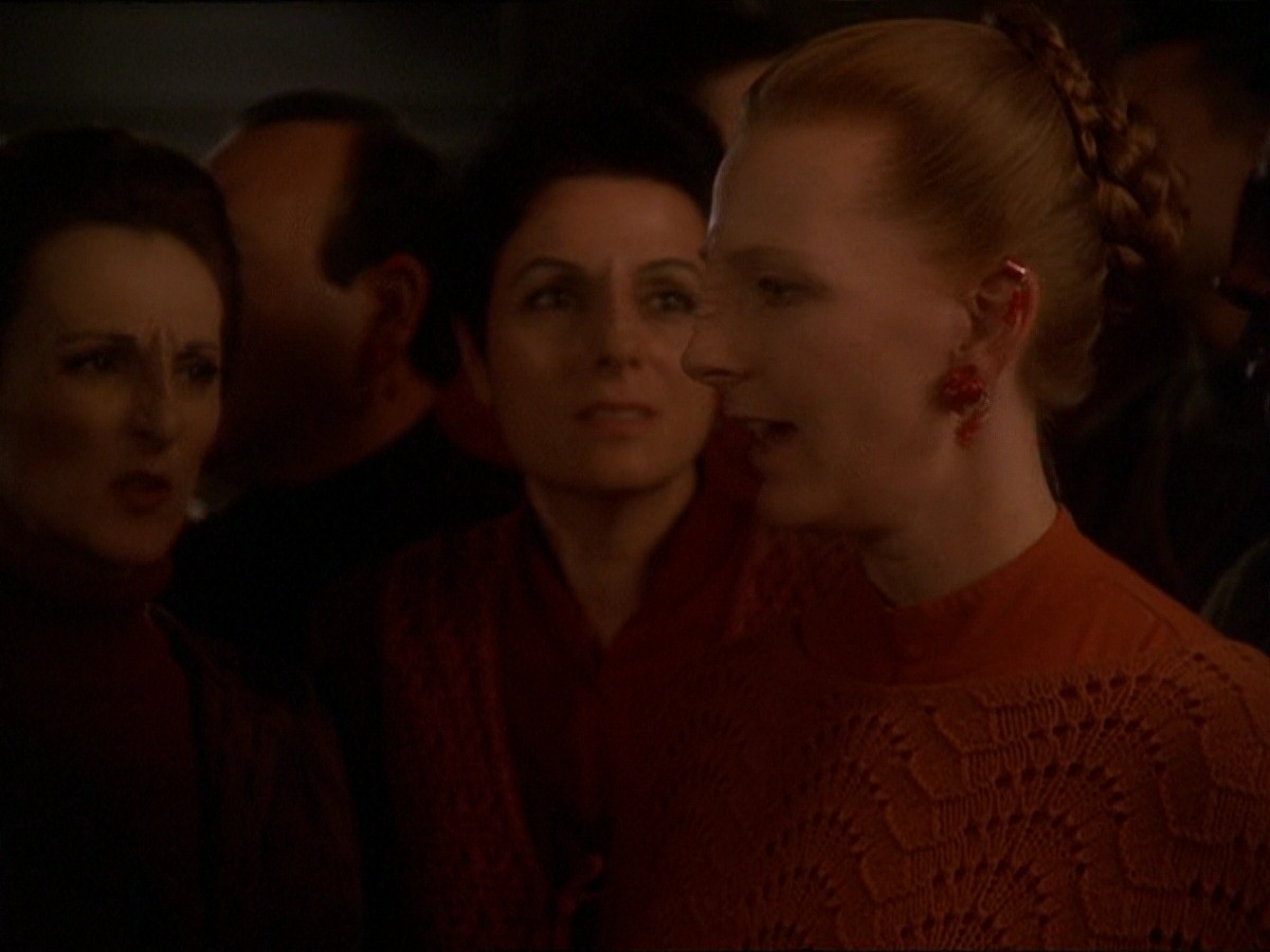 extant_StarTrek_DS9_7x09-Covenant_3516.jpg