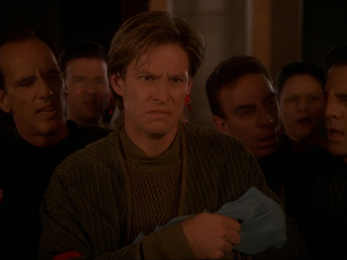 extant_StarTrek_DS9_7x09-Covenant_3523.jpg