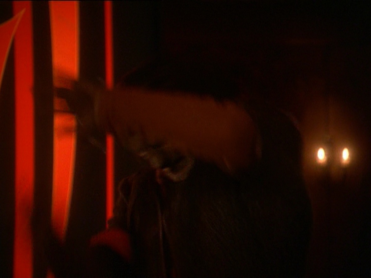 extant_StarTrek_DS9_7x09-Covenant_3537.jpg