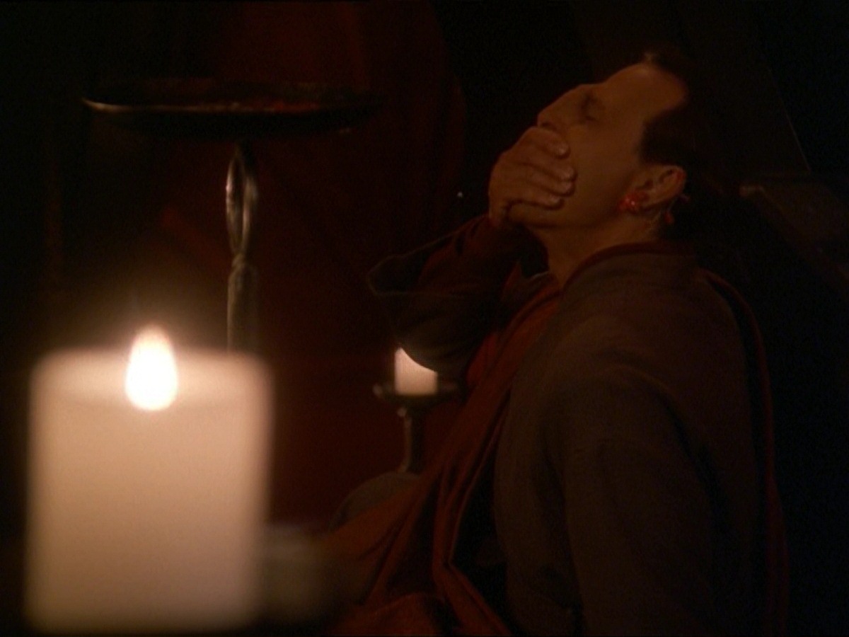 extant_StarTrek_DS9_7x09-Covenant_3607.jpg
