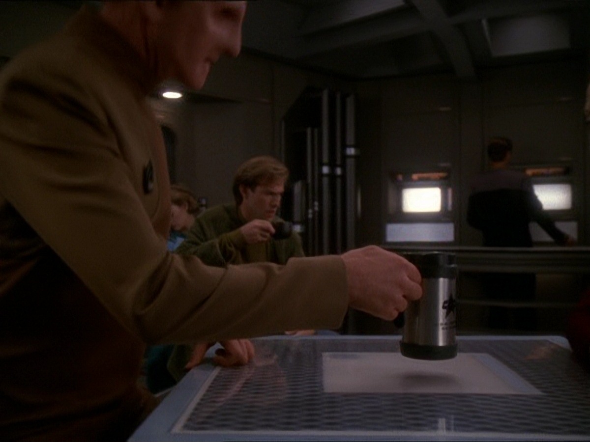 extant_StarTrek_DS9_7x09-Covenant_3647.jpg
