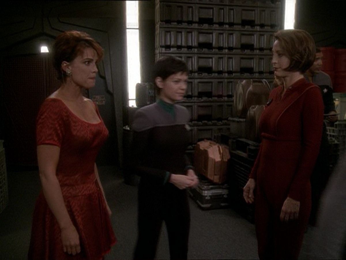 extant_StarTrek_DS9_7x10-ItsOnlyAPaperMoon_0077.jpg