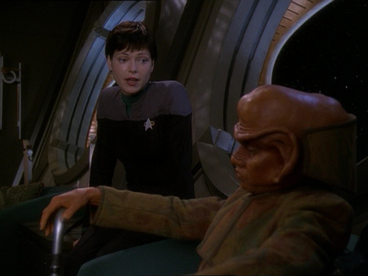 extant_StarTrek_DS9_7x10-ItsOnlyAPaperMoon_0437.jpg