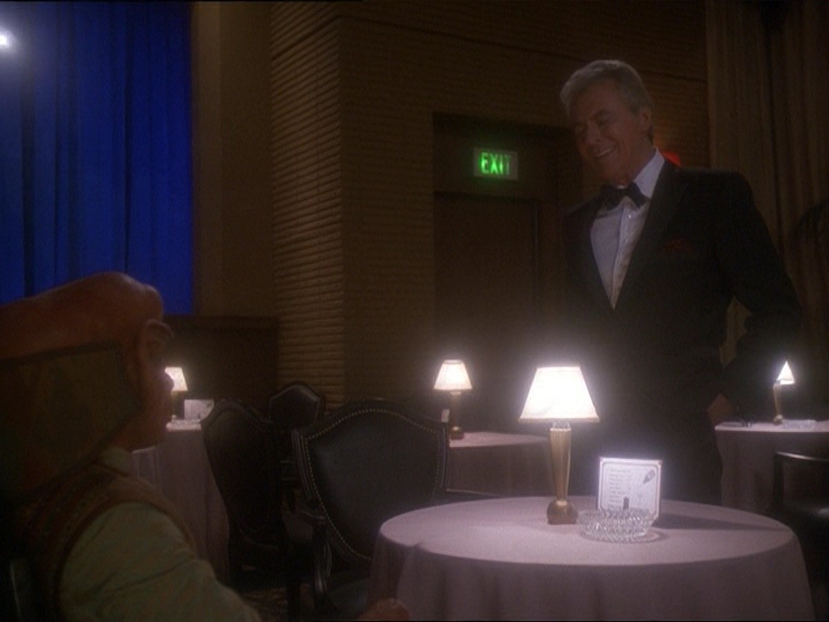 extant_StarTrek_DS9_7x10-ItsOnlyAPaperMoon_1140.jpg