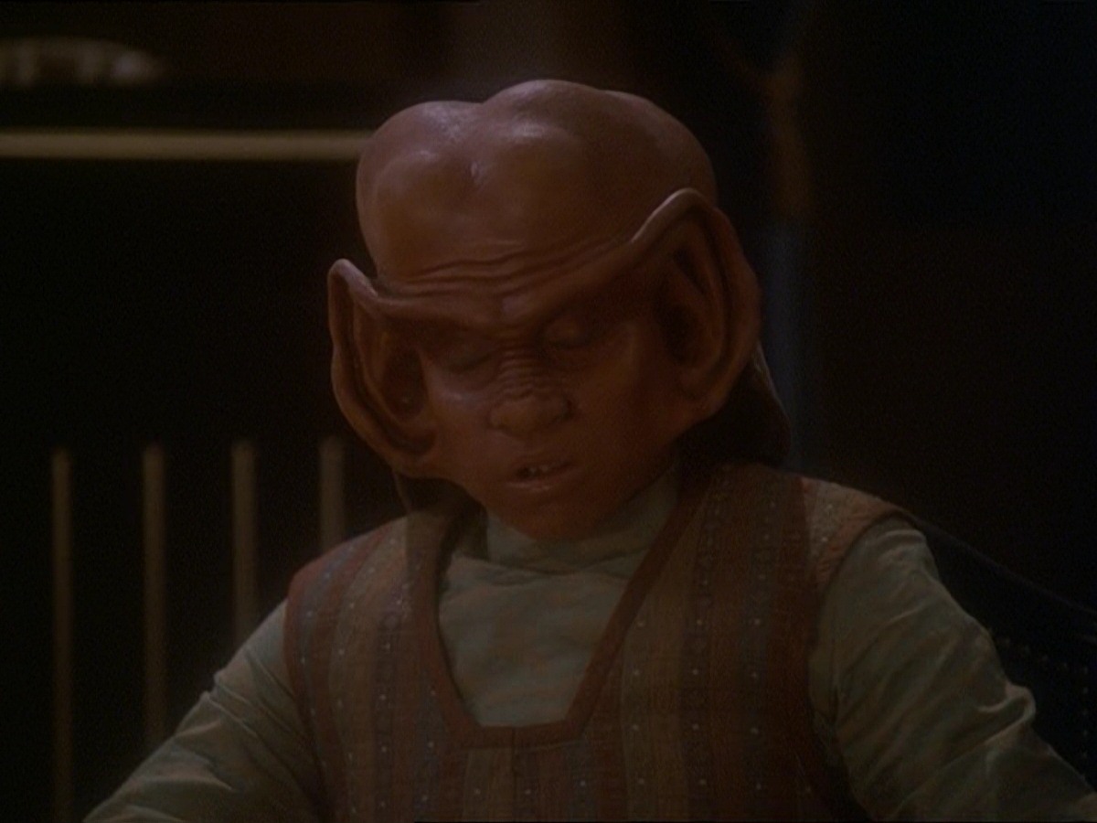 extant_StarTrek_DS9_7x10-ItsOnlyAPaperMoon_1207.jpg