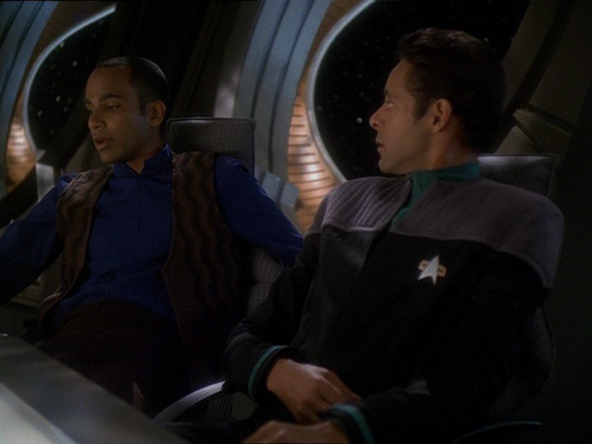 extant_StarTrek_DS9_7x10-ItsOnlyAPaperMoon_1376.jpg