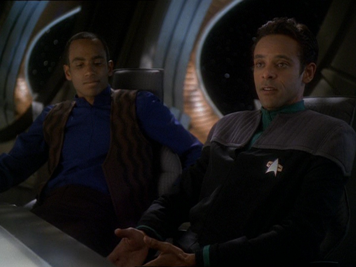 extant_StarTrek_DS9_7x10-ItsOnlyAPaperMoon_1430.jpg