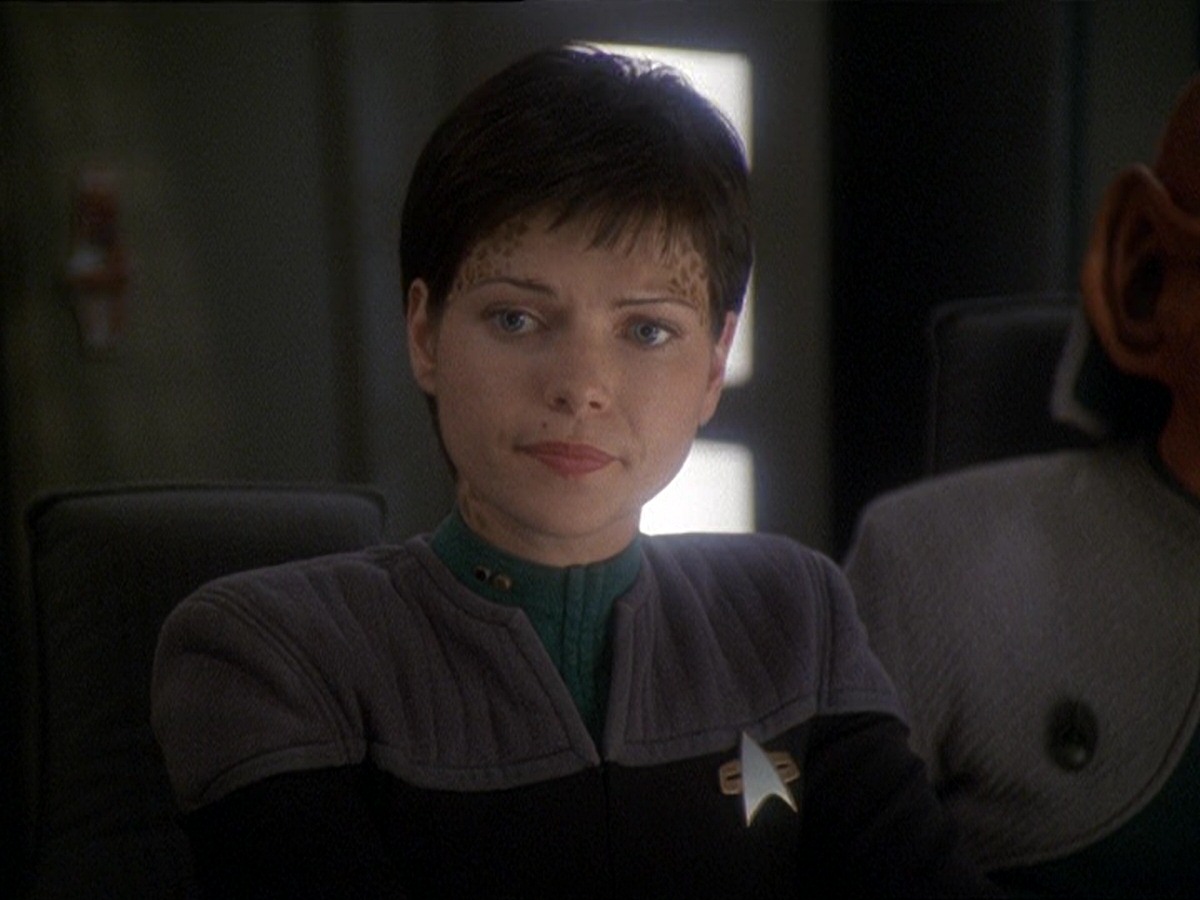 extant_StarTrek_DS9_7x10-ItsOnlyAPaperMoon_1443.jpg