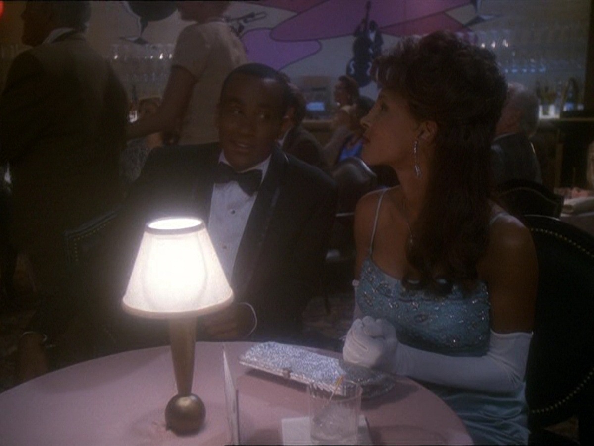 extant_StarTrek_DS9_7x10-ItsOnlyAPaperMoon_1879.jpg