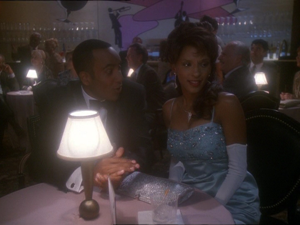 extant_StarTrek_DS9_7x10-ItsOnlyAPaperMoon_1912.jpg