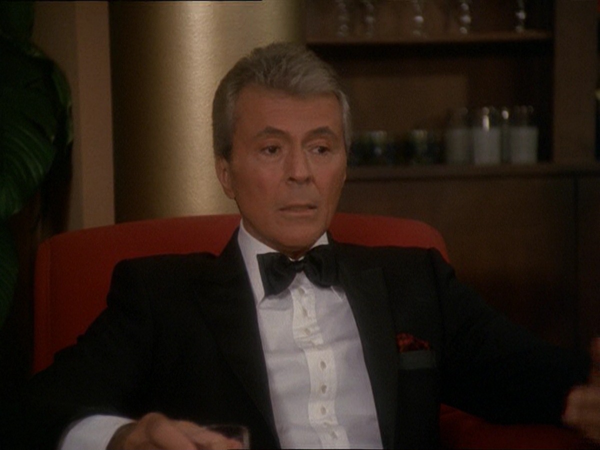 extant_StarTrek_DS9_7x10-ItsOnlyAPaperMoon_2197.jpg
