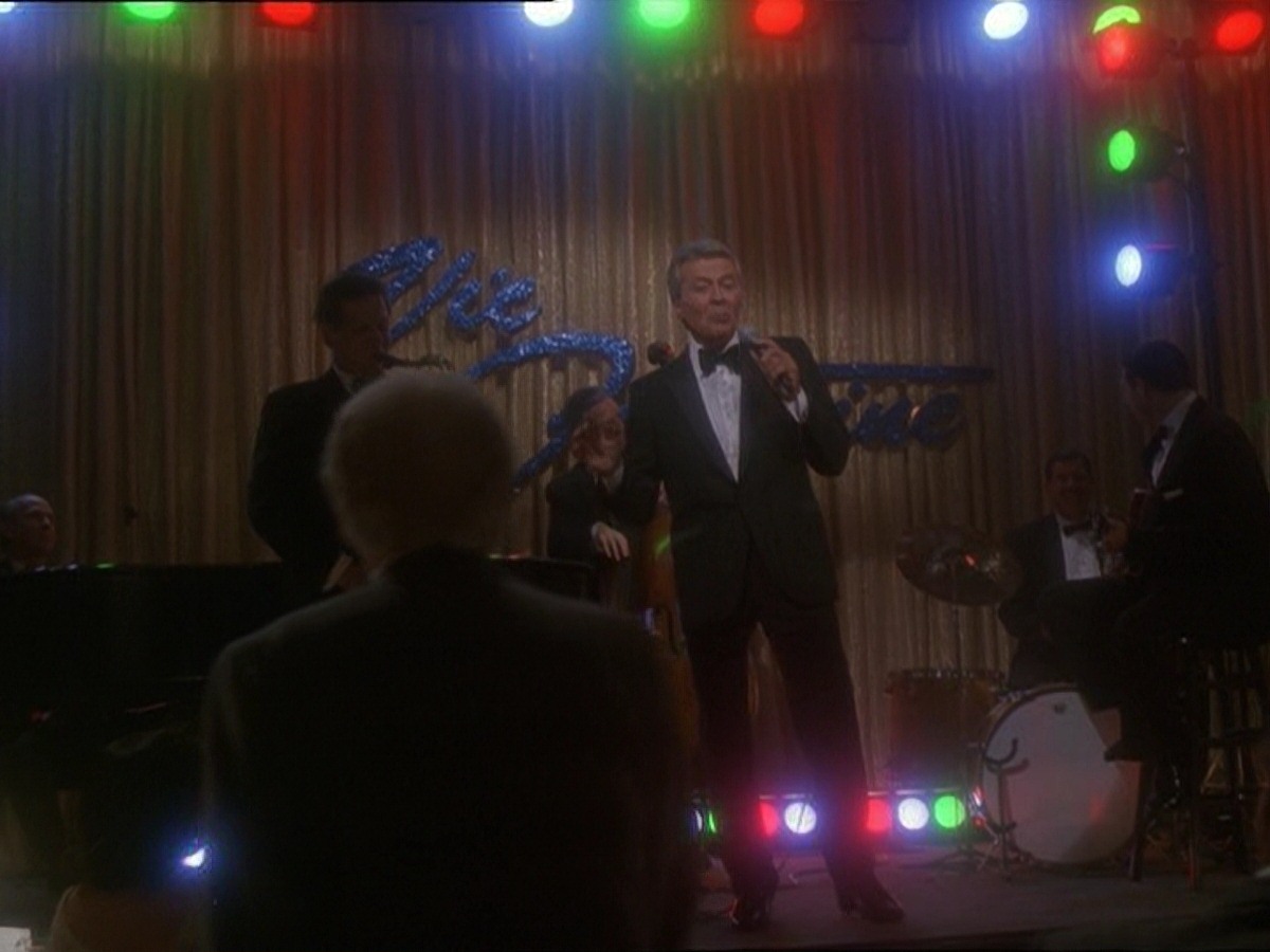 extant_StarTrek_DS9_7x10-ItsOnlyAPaperMoon_2589.jpg