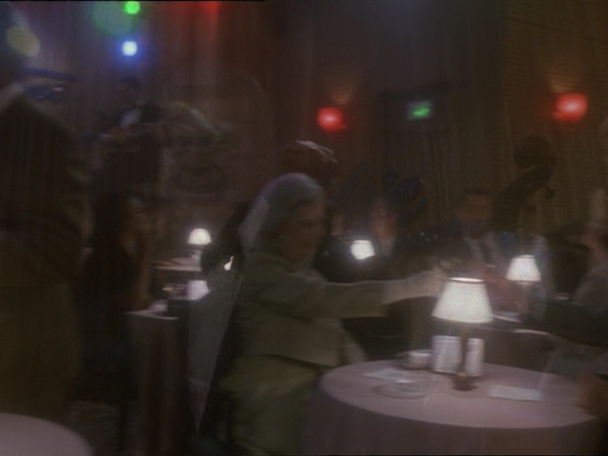 extant_StarTrek_DS9_7x10-ItsOnlyAPaperMoon_2626.jpg