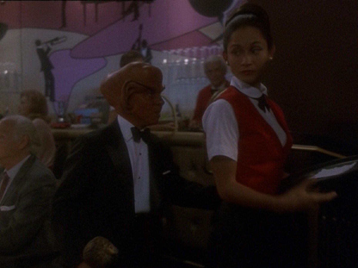 extant_StarTrek_DS9_7x10-ItsOnlyAPaperMoon_2642.jpg