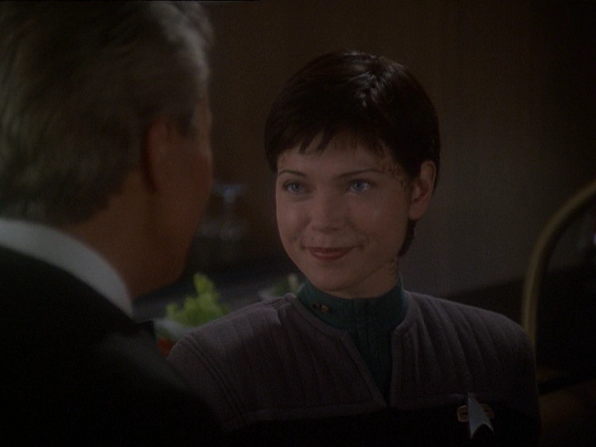 extant_StarTrek_DS9_7x10-ItsOnlyAPaperMoon_2774.jpg