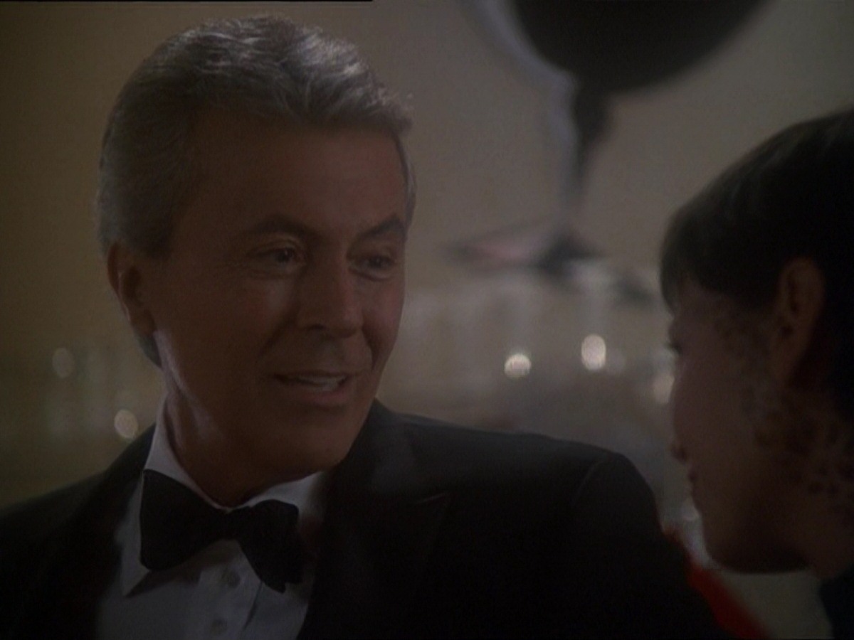 extant_StarTrek_DS9_7x10-ItsOnlyAPaperMoon_2863.jpg