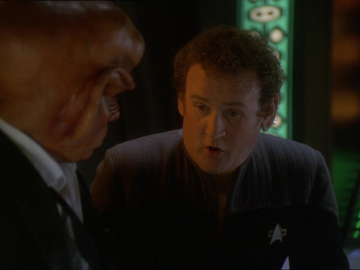 extant_StarTrek_DS9_7x10-ItsOnlyAPaperMoon_3186.jpg