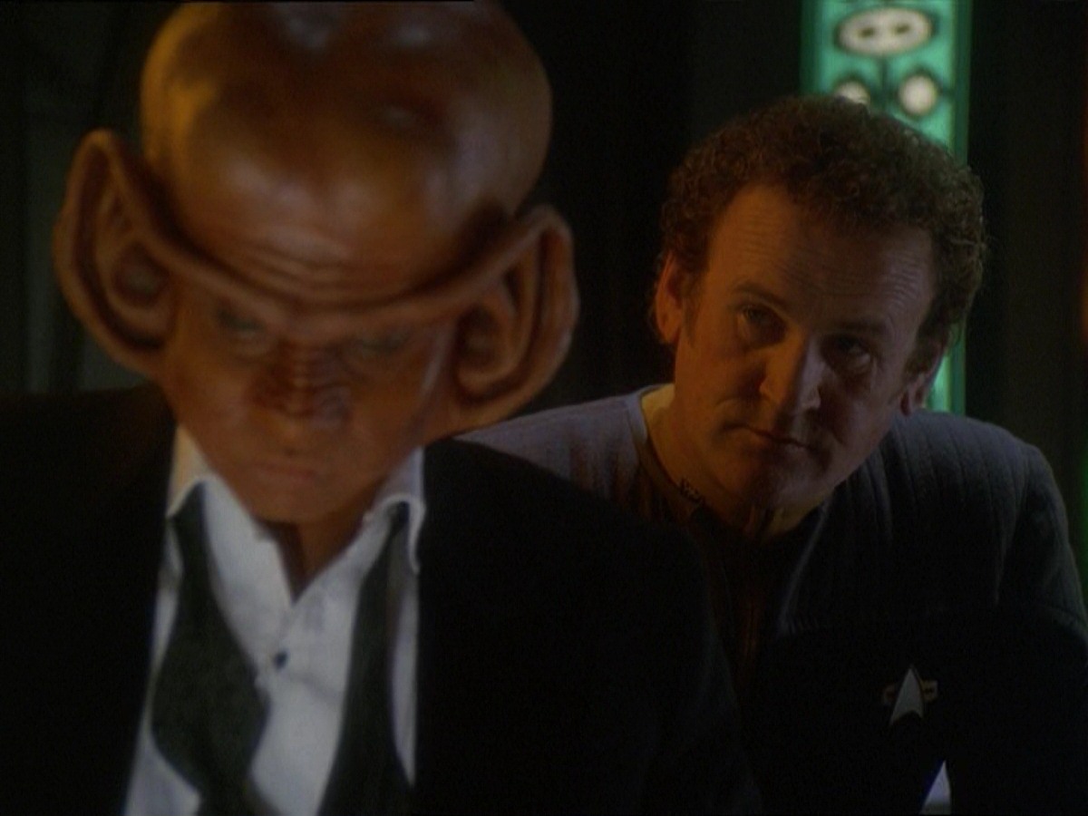 extant_StarTrek_DS9_7x10-ItsOnlyAPaperMoon_3207.jpg