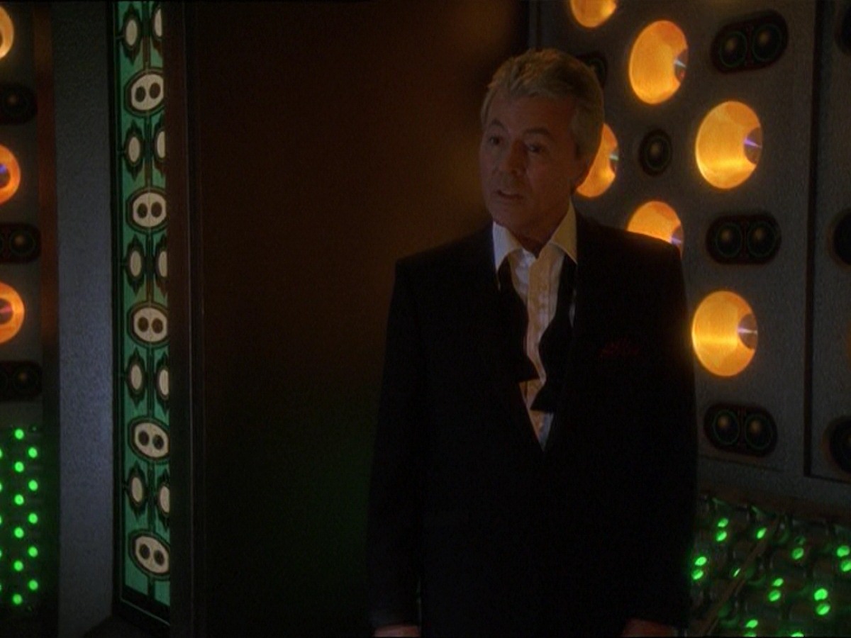 extant_StarTrek_DS9_7x10-ItsOnlyAPaperMoon_3226.jpg