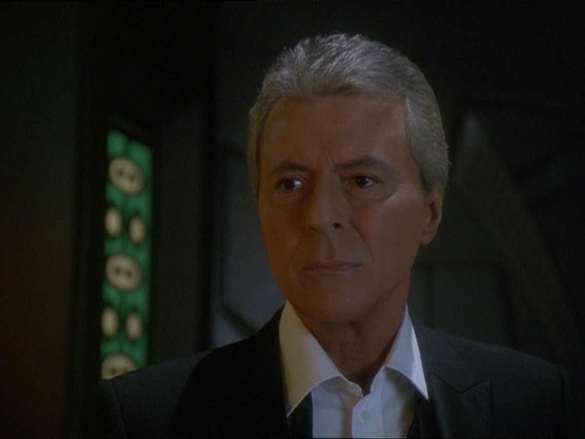 extant_StarTrek_DS9_7x10-ItsOnlyAPaperMoon_3260.jpg
