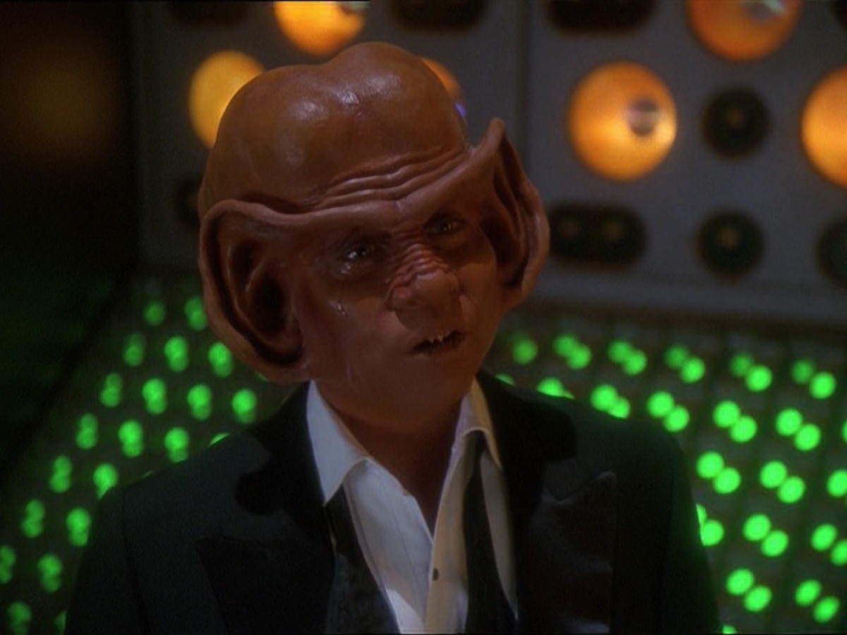extant_StarTrek_DS9_7x10-ItsOnlyAPaperMoon_3284.jpg