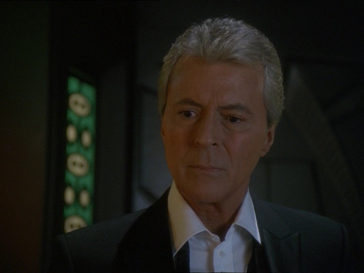 extant_StarTrek_DS9_7x10-ItsOnlyAPaperMoon_3296.jpg