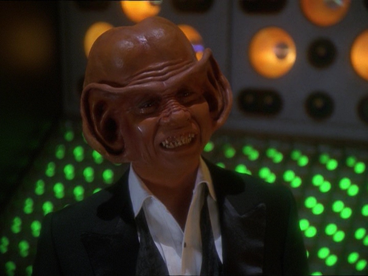 extant_StarTrek_DS9_7x10-ItsOnlyAPaperMoon_3322.jpg
