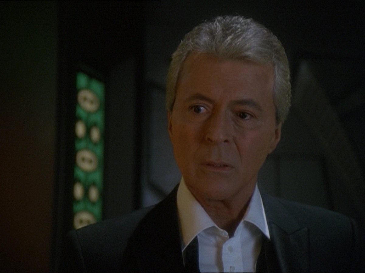 extant_StarTrek_DS9_7x10-ItsOnlyAPaperMoon_3330.jpg