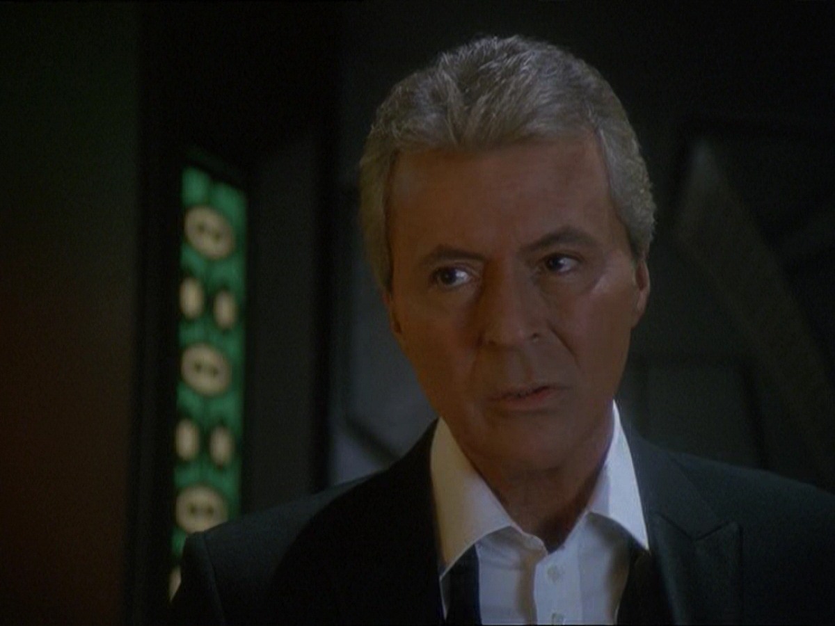 extant_StarTrek_DS9_7x10-ItsOnlyAPaperMoon_3379.jpg