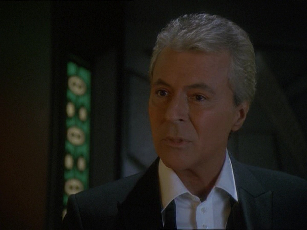 extant_StarTrek_DS9_7x10-ItsOnlyAPaperMoon_3386.jpg