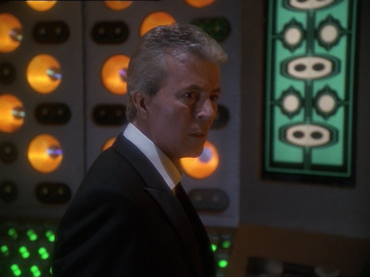 extant_StarTrek_DS9_7x10-ItsOnlyAPaperMoon_3441.jpg