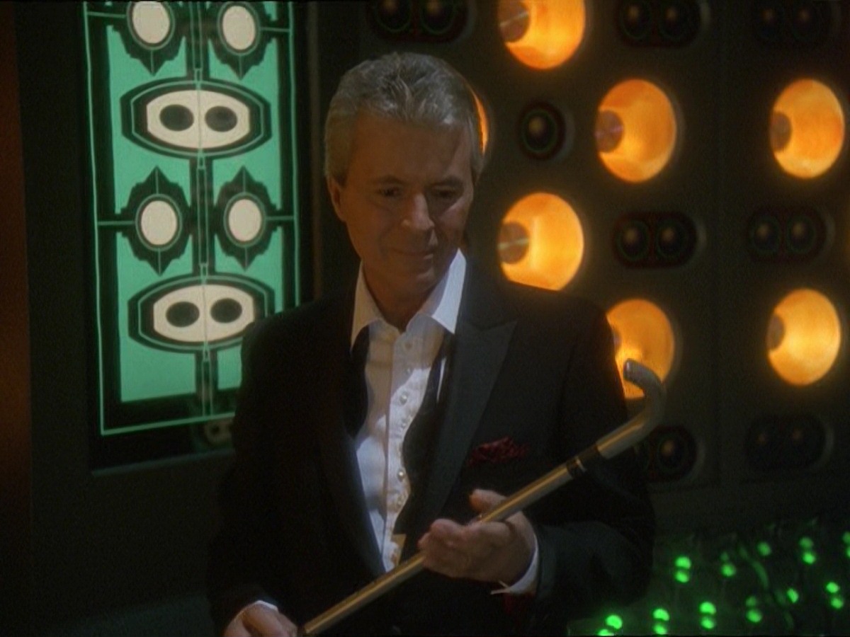 extant_StarTrek_DS9_7x10-ItsOnlyAPaperMoon_3466.jpg