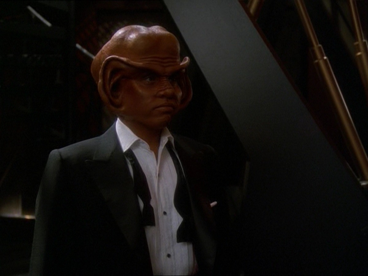 extant_StarTrek_DS9_7x10-ItsOnlyAPaperMoon_3498.jpg