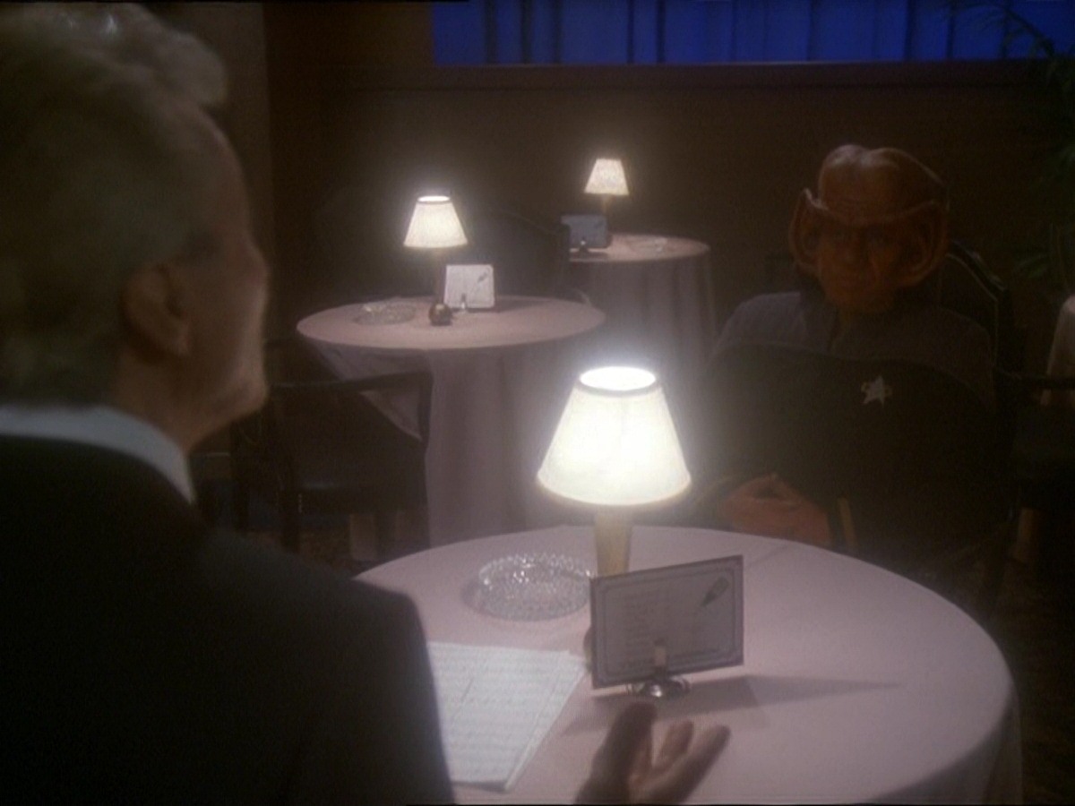 extant_StarTrek_DS9_7x10-ItsOnlyAPaperMoon_3564.jpg