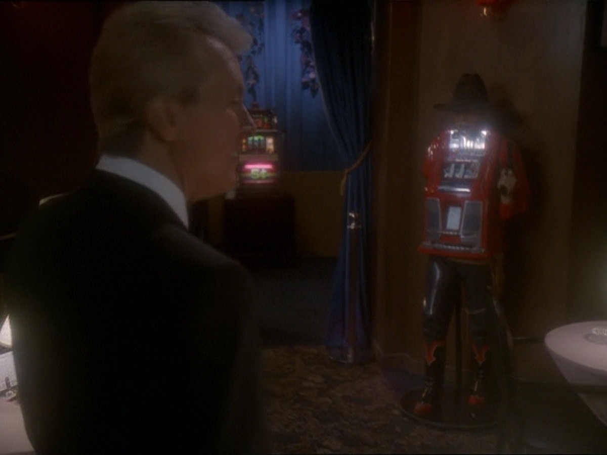 extant_StarTrek_DS9_7x10-ItsOnlyAPaperMoon_3637.jpg