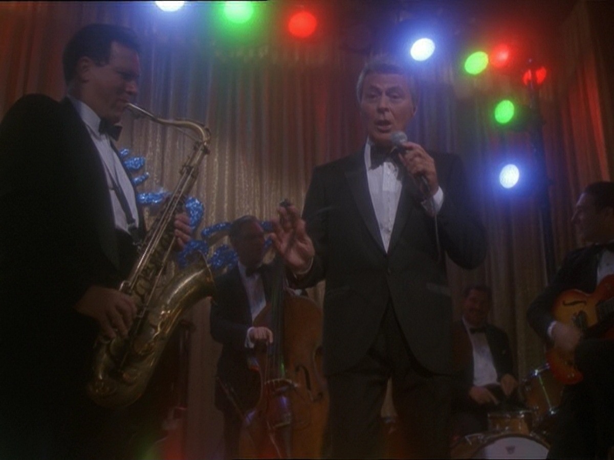 extant_StarTrek_DS9_7x10-ItsOnlyAPaperMoon_3693.jpg