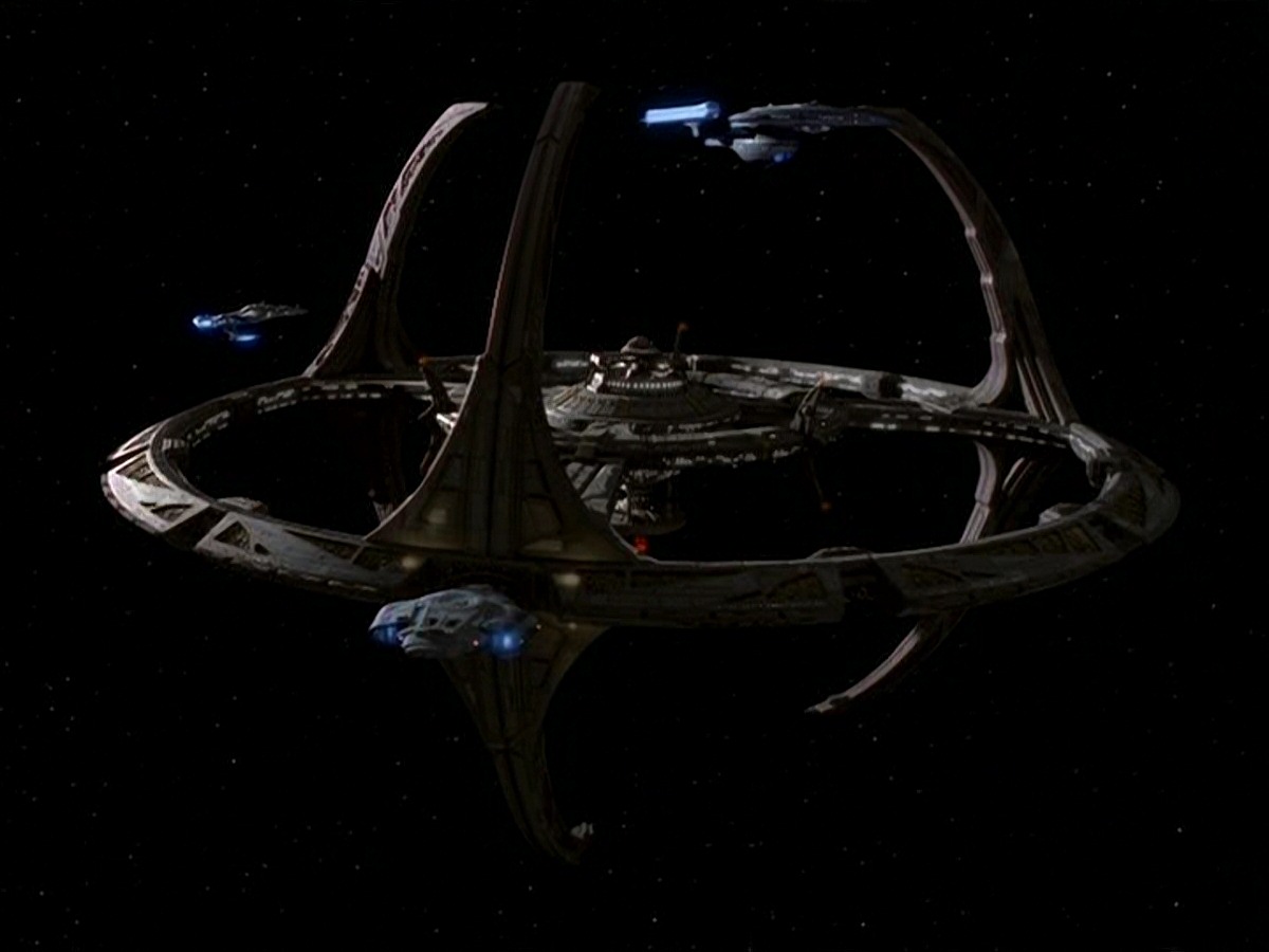 extant_StarTrek_DS9_7x10-ItsOnlyAPaperMoon_3740.jpg
