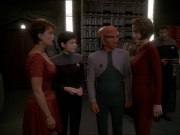 extant_StarTrek_DS9_7x10-ItsOnlyAPaperMoon_0074.jpg